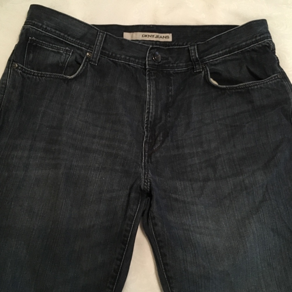 DKNY dark wash straight leg jeans 36 x 30